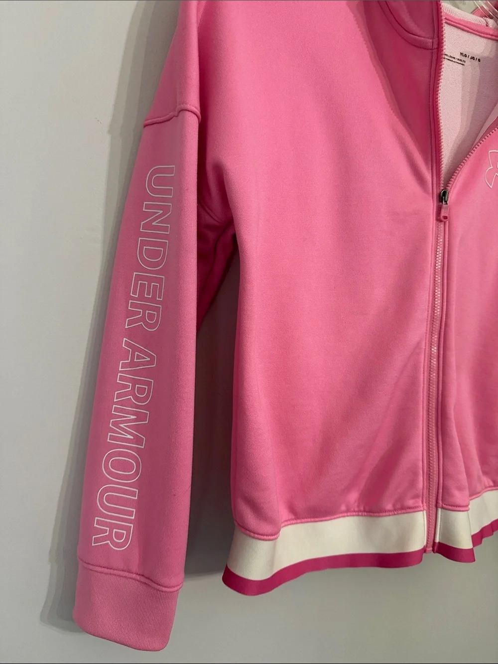 Under Armour Girls Youth hooded Dri Fit Jacket Pink Size large